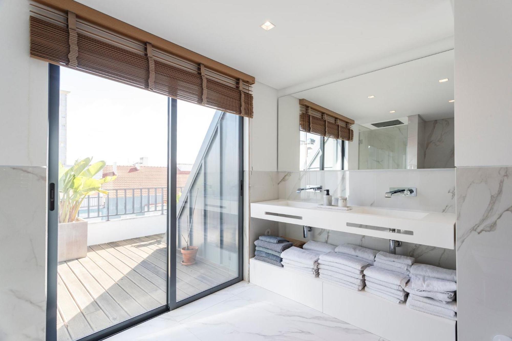 Luxury Suite With Balcony And Shared Accommodation In The Parque Eduardo VII Area Lisboa Ngoại thất bức ảnh